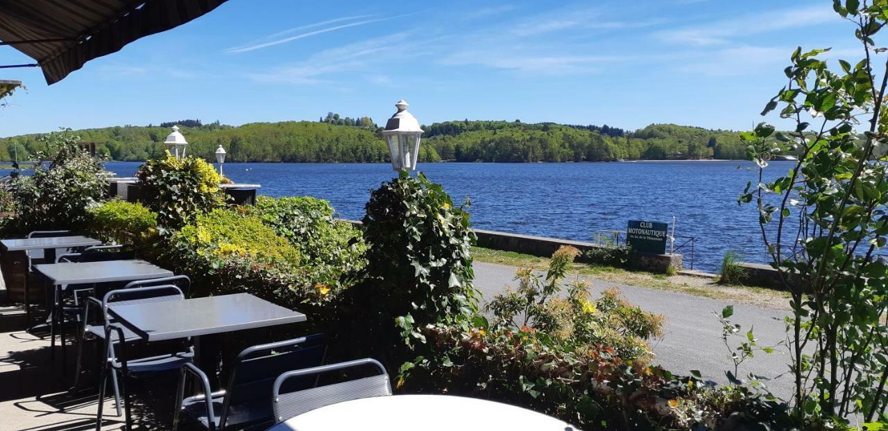 Logis Hotel Du Lac Neuvic  Zewnętrze zdjęcie